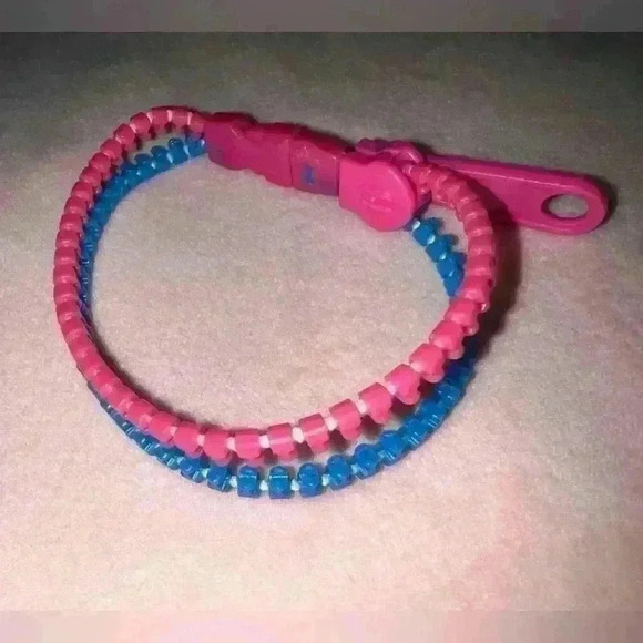 Pink and Blue Zipper Bracelet - Picture 4 of 4